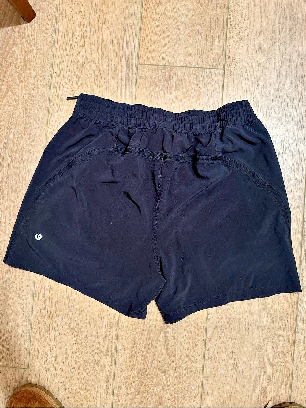 Lululemon Pace Breaker Linerless Short 5" size large black